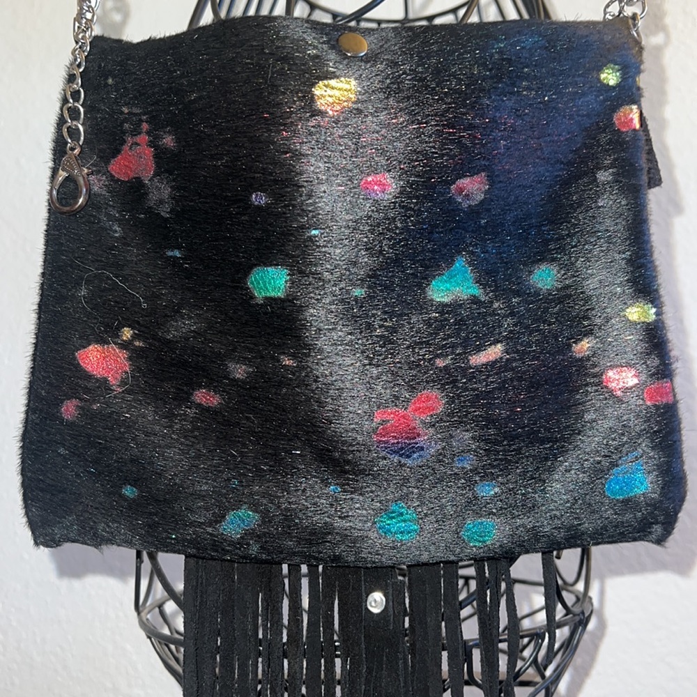 Hair on leather fringe bag - Picture 6 of 9